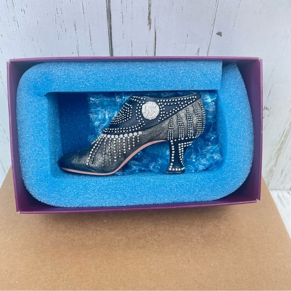 Just the Right Shoe by Raine “Parisian Nights” Miniature Shoe - Picture 7 of 14